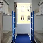 Vandrerhjem Paradise *