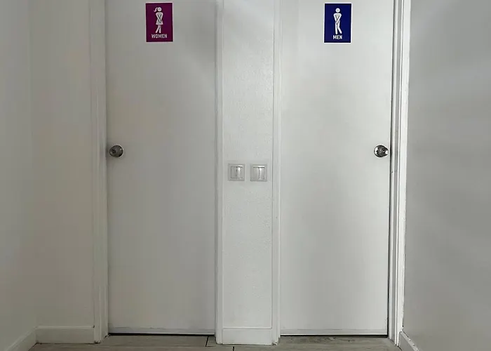 ホステル Paradise *