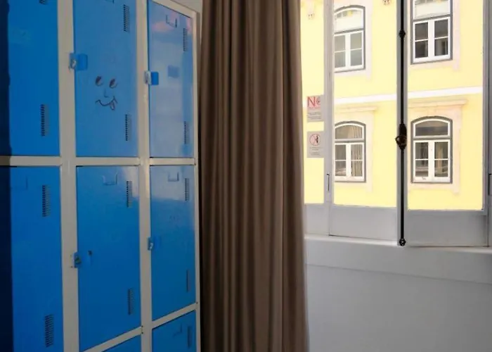 ホステル Paradise *