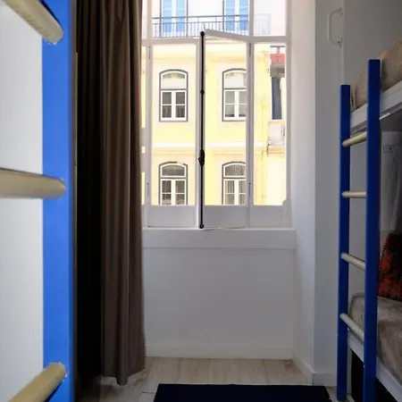 Paradise אכסניה