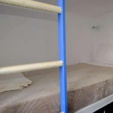 Paradise * ליסבון