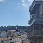 Paradise ליסבון
